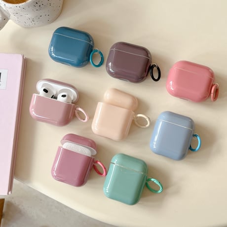 Airpods Pro3ケース カバー 無地  Airpods 4/3カバー  AirpodsPro2/1  光沢感 リング付 持ち運びやすい [M6121]