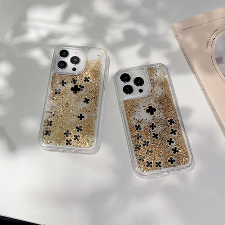 【iPhone15対応】動くグリッター iPhone14/13proケース 四葉のクローバー ネックレス かわいい  [M3471]
