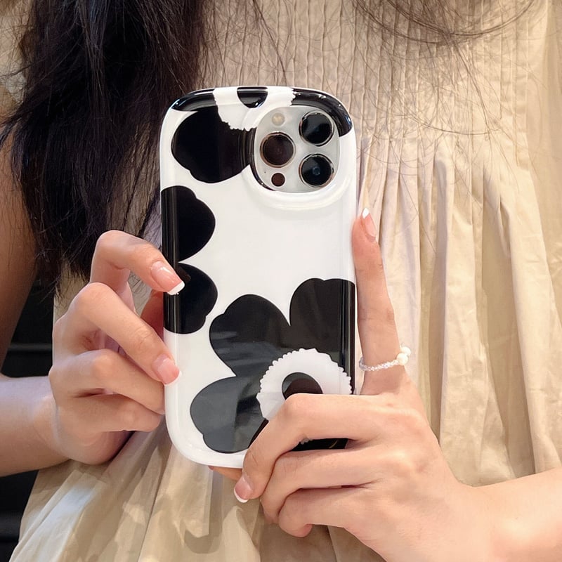 韓国風 黒花柄 iphone14/13proケース 同系のグリップ/スタンド 韓国風 黒花柄 iphone14/13proケース 同系のグリップ/スタンド