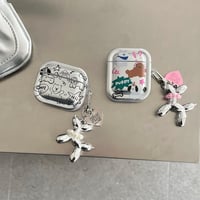 ギフトにおすすめ Airpods4ケース  めっちゃ可愛い犬ちゃん チャーム付 Airpodspro2/proカバー Airpods3 キュート[M4720]