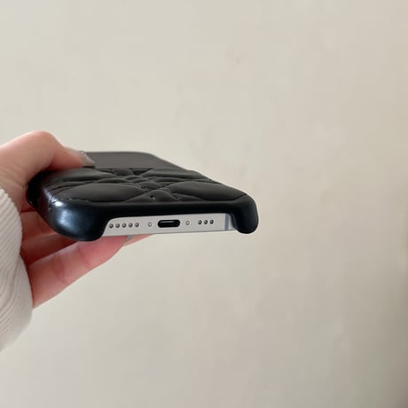 カード収納 iPhone16pro/16promaaxケース キルティング レザー iPhone15pro/14/13promaxカバー 耐久性ある エレガント [M5032]