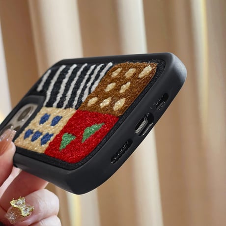 刺繡 切り替え iphone14pro/14promaxケース  ゼブラ模様 iphone13/12/11カバー  高級感 頑丈 ファッション[M2499]