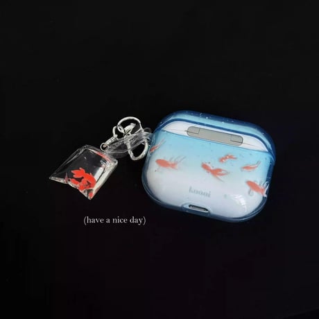 ニシキゴイ 観賞魚 Airpods４ケース めっちゃかわいい Airpods3/pro2カバー 錦鯉キーホルダー付 プレゼントにおすすめ 男女兼用[M4852]