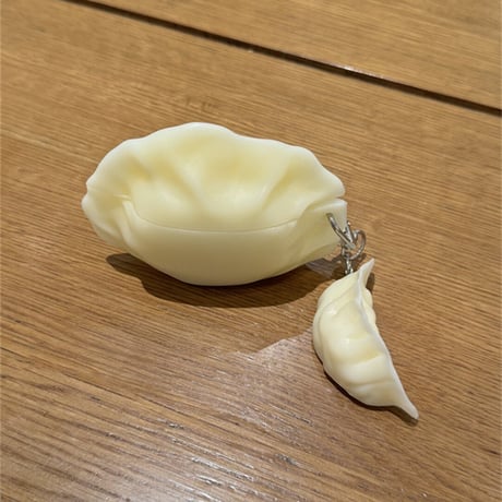 餃子 Airpods 4ケース キーホルダー付 AirpodsPro2ケース  焼き餃子/蒸し餃子  airpods3カバー 美味しそう ギフトにおすすめ [M5610]