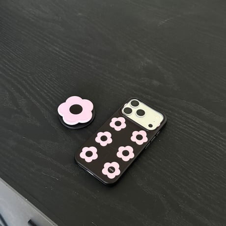 パープル花柄 iPhone17/17Proケース マグネット式グリップ付 iPhone16Pro/15promaxケース 可愛い便利 甘めコーデ [M6425]