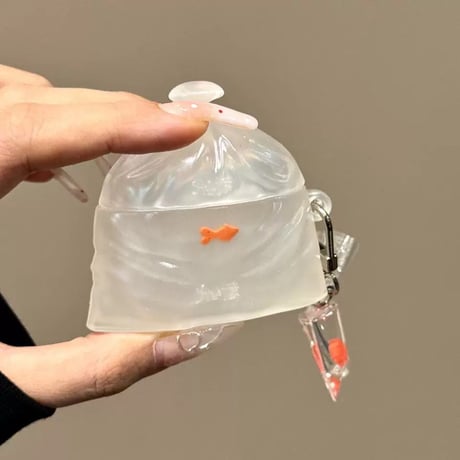 Goldfish clear bag strap airpodsケース