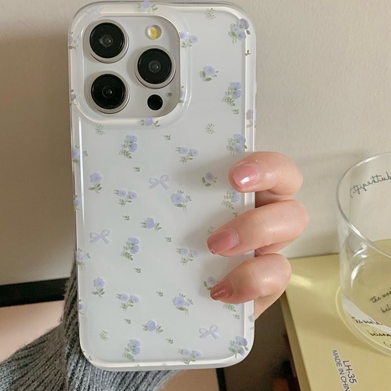 rose muse iPhone 13 ケース ivory 白 quilting iPhone case with lip case – BUNNY APARTMENT