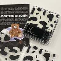 [韓国商品] Cow pattern clear/hard Z Flip3 case