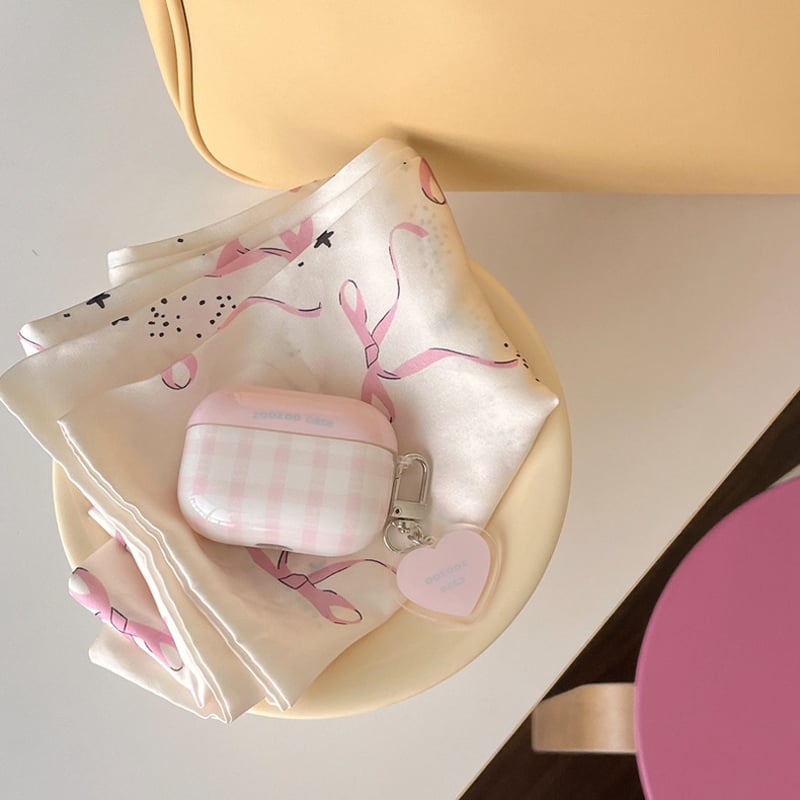 Pink check heart strap airpodsケース | Etoilee Pink check heart strap airpodsケース | Etoilee