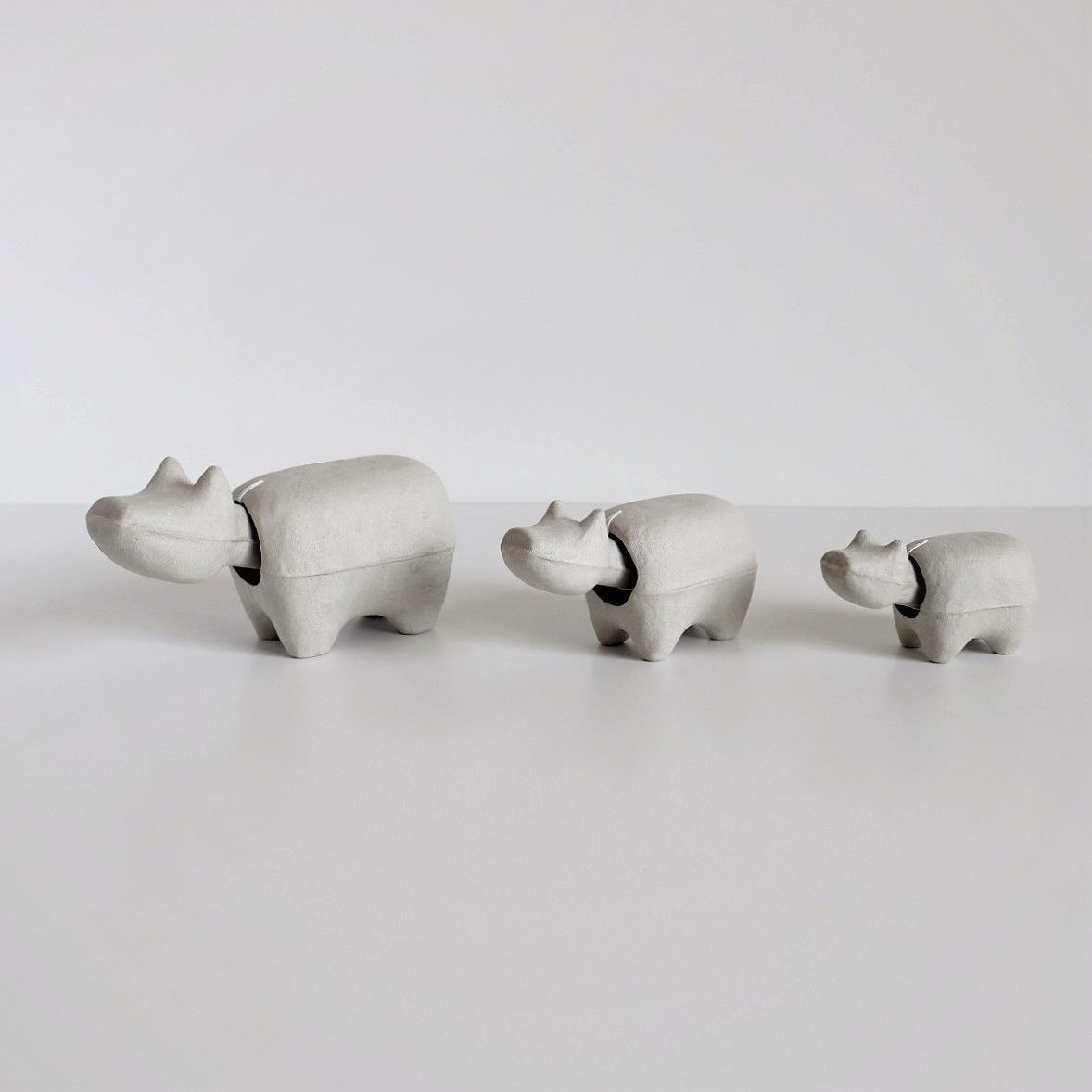 灰べこ【Take Product × 野沢民芸 (福島県)】〔SML 3体セット