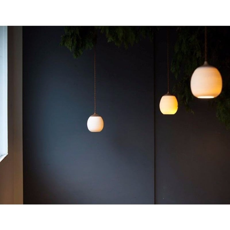 bluesky2点 信楽のかわいいやつ 徳利形オブジェとゴムの球体 TOT(トット)【Take Product×STAR PIECE×信楽焼】 | Take Pr