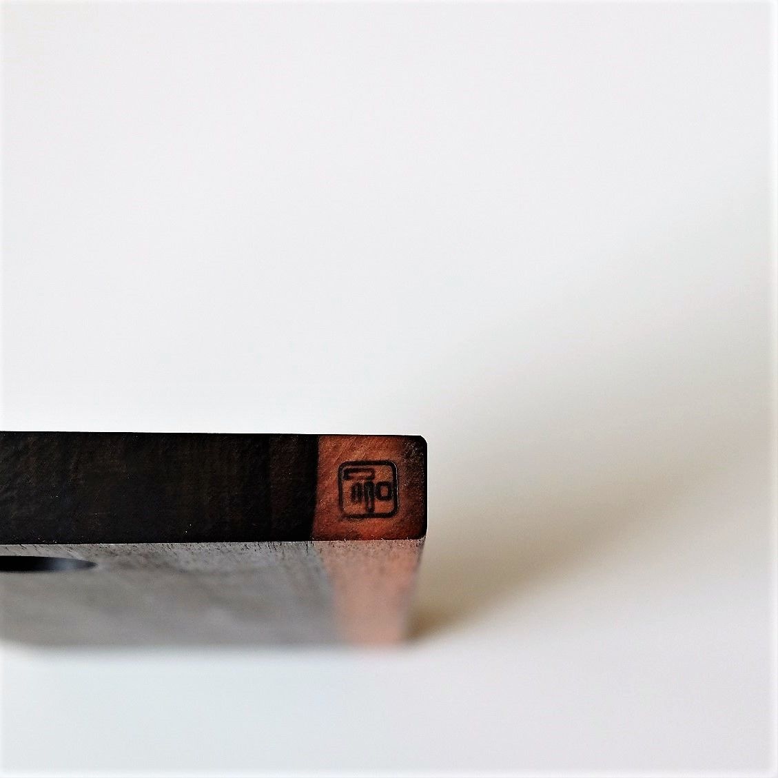 カッティングボード（エボニー.014） | Take Product