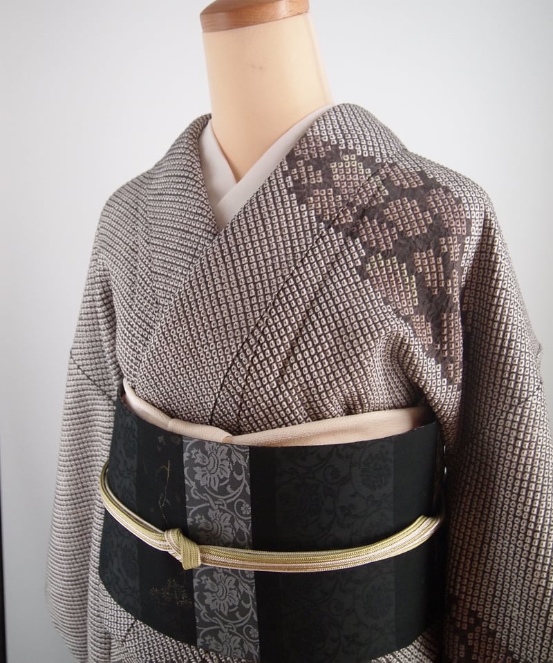 正絹　単衣　作家物　落款　上品な　訪問着　上質　パールトーン fb88a56bb21f04571fd5c60880cebb