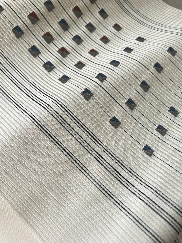 No.415 名古屋帯　クールモダン幾何学文様　一重　未使用綴じ糸付　カジュアル No.415 名古屋帯クールモダン幾何学文様一重未使用綴じ糸付カジュアル