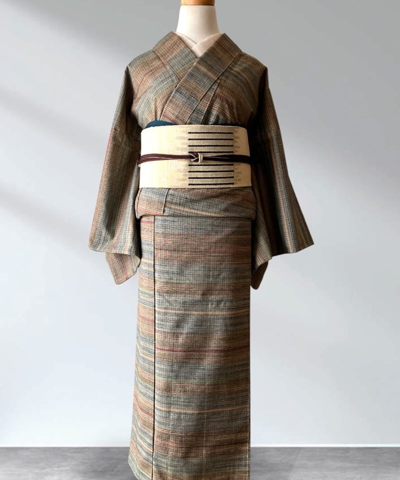 希少】郡上紬 着物 多色縞模様 正絹 手織り カジュアル普段着 サイズ