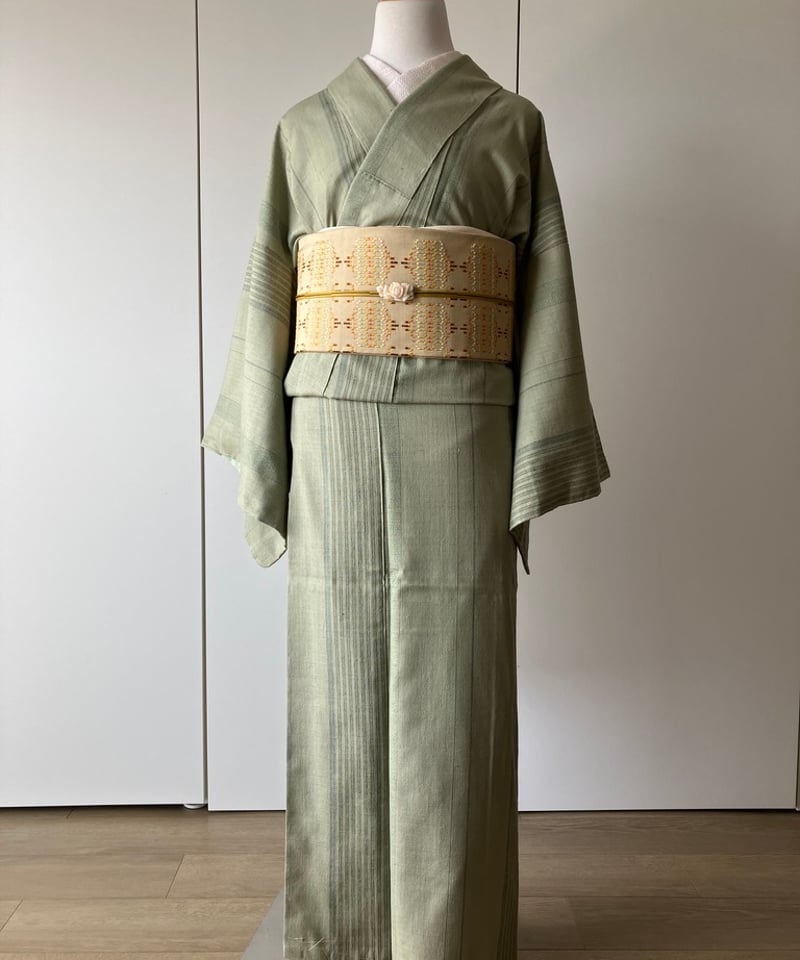 淡青緑の繊細縞 本場結城紬 大きめサイズ［K173］ | kimono ulala