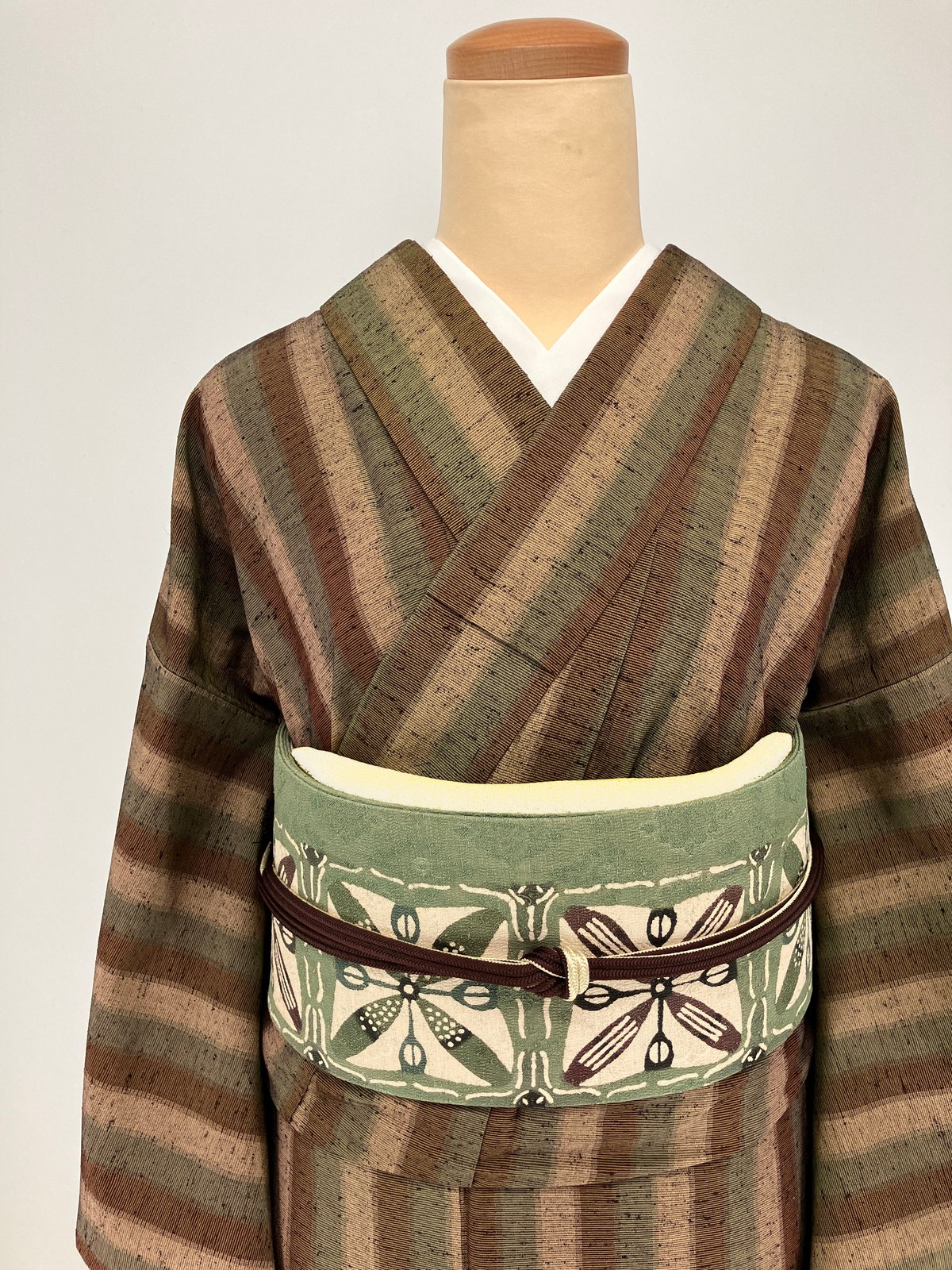 縞模様 単衣紬の着物［K138］ | kimono ulala
