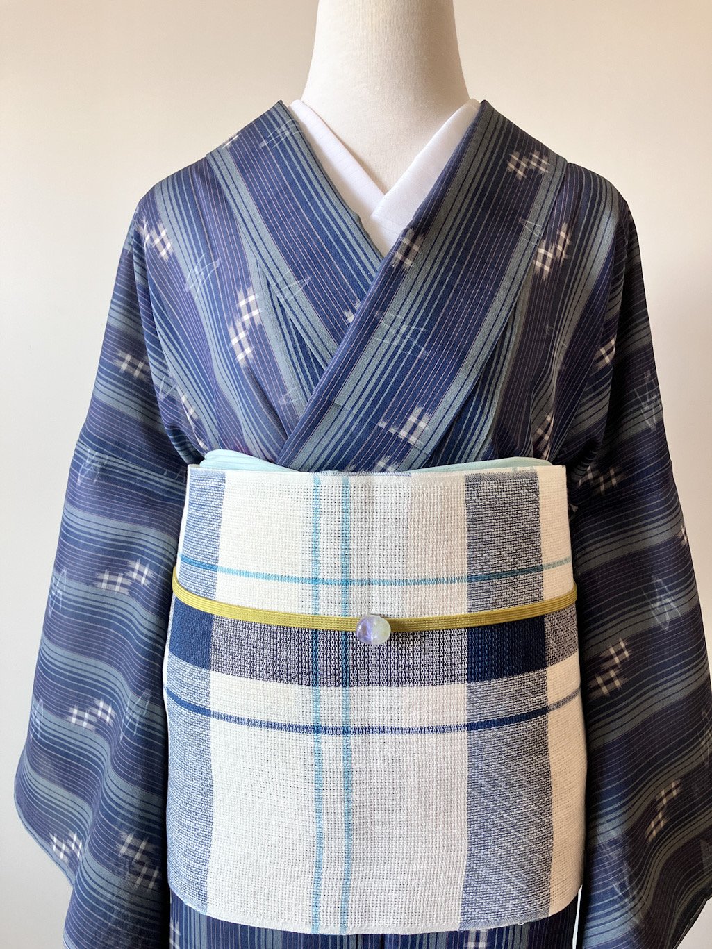 夏琉球 夏着物 琉球絣 縞文様 ネイビー×ブルー 正絹［K126］ | kimono