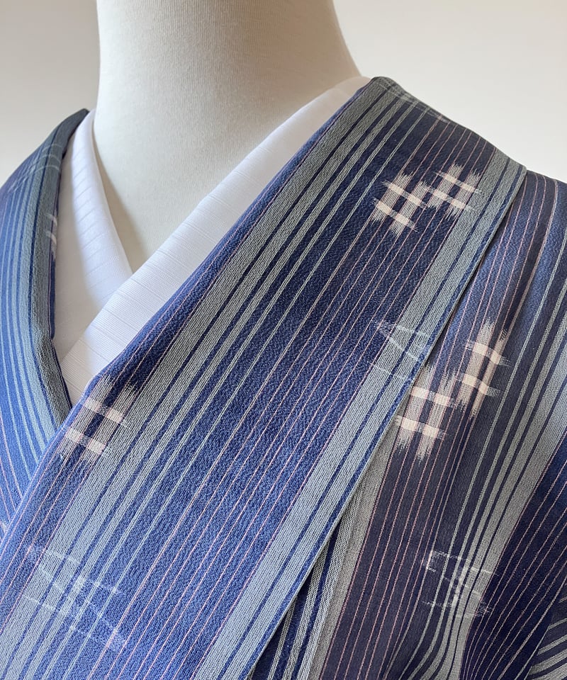夏琉球 夏着物 琉球絣 縞文様 ネイビー×ブルー 正絹［K126］ | kimono