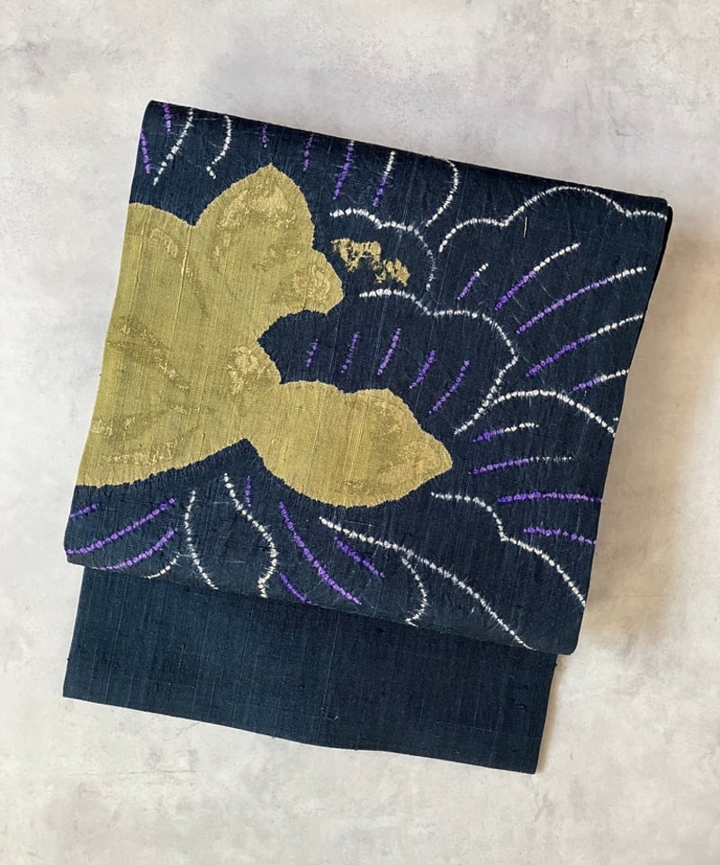 衣類　名古屋帯　白濃紺色模様 紺 絞り模様 大花デザイン 名古屋帯［N177］ | kimono ulala