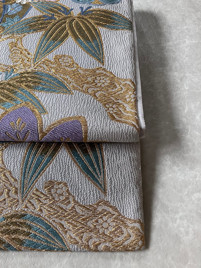 袋帯】 梅花文様 シルバーグレー地に金糸入り フォーマル帯［RO011