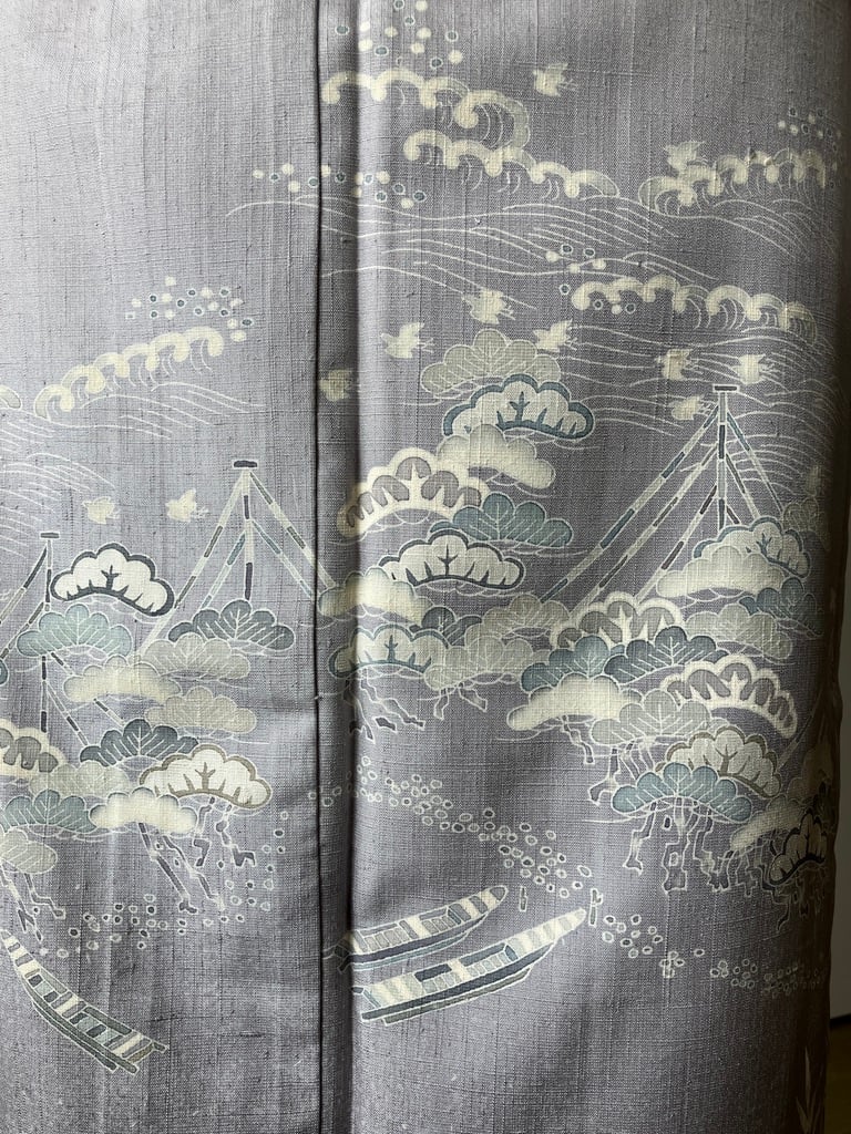 単衣訪問着】奥順 茶屋辻網浜蒔糊蝋結結城紬 一つ紋［K117］ | kimono