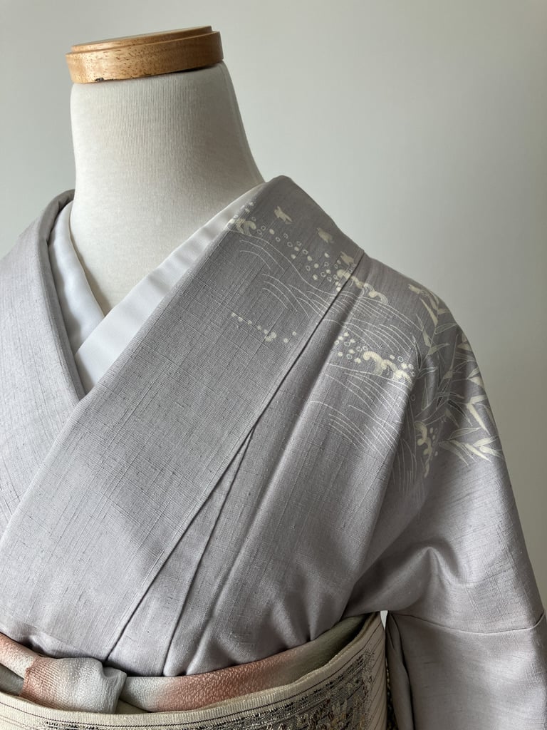 単衣訪問着】奥順 茶屋辻網浜蒔糊蝋結結城紬 一つ紋［K117］ | kimono