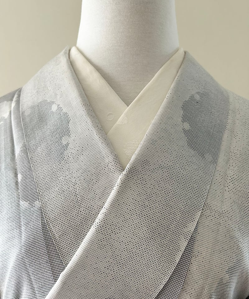 雪輪柄 白大島［K116］ | kimono ulala