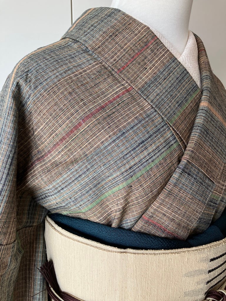 K948 未使用品 逸品 単衣 希少 郡上紬 正絹 小紋 証紙不揃い K948 未