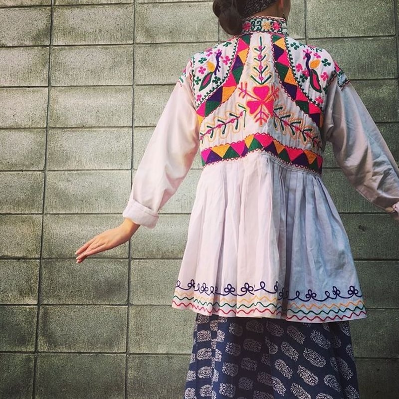 ヴィンテージ インド・グジャラート州刺繍 ジャケット | Neela caravan