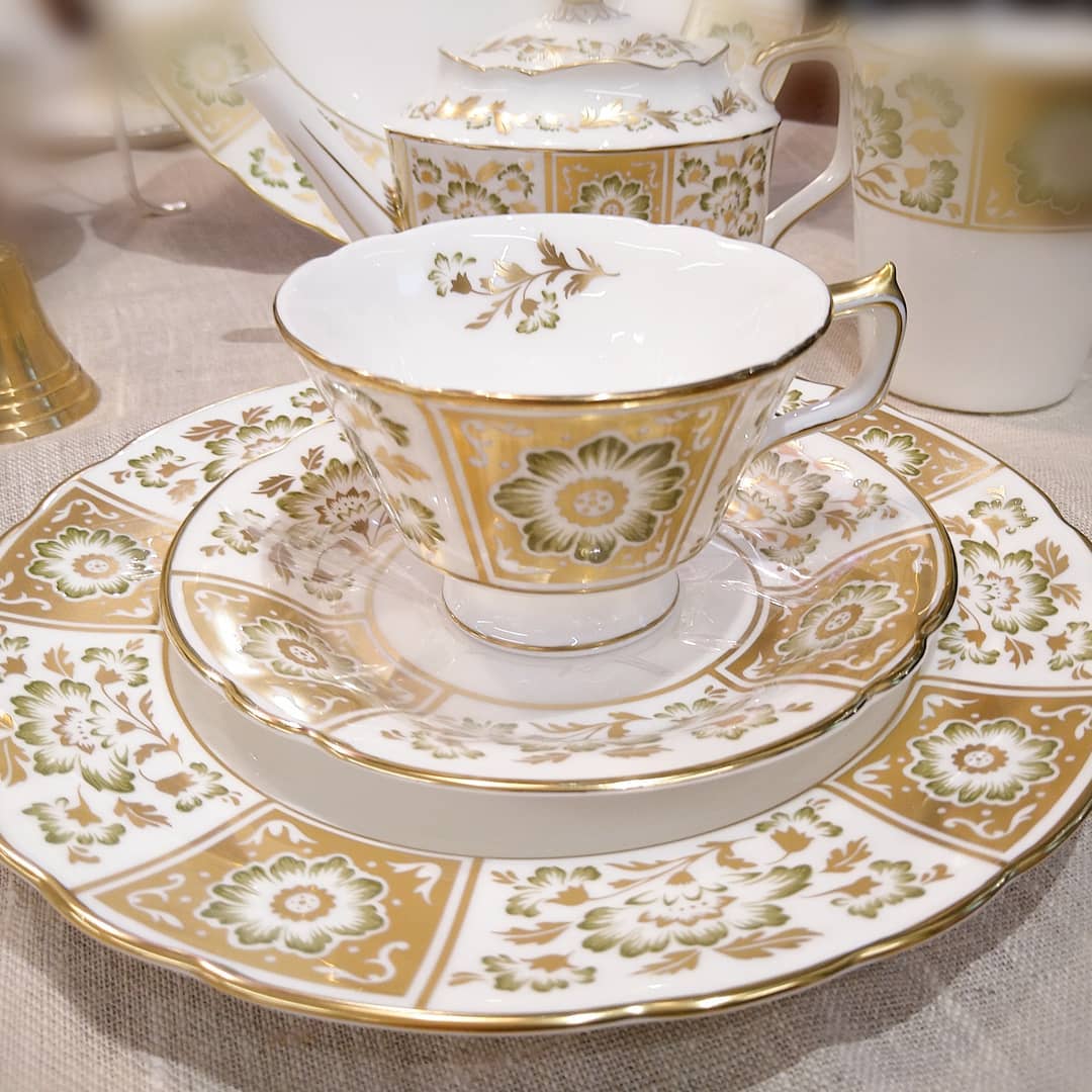 ロイヤルクラウンダービー (ROYAL CROWN DERBY) グリーンダービーパネル ティーカップ&ソーサー