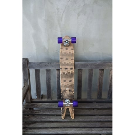 RAW custom shape, skateboard bamboo flex mid length
