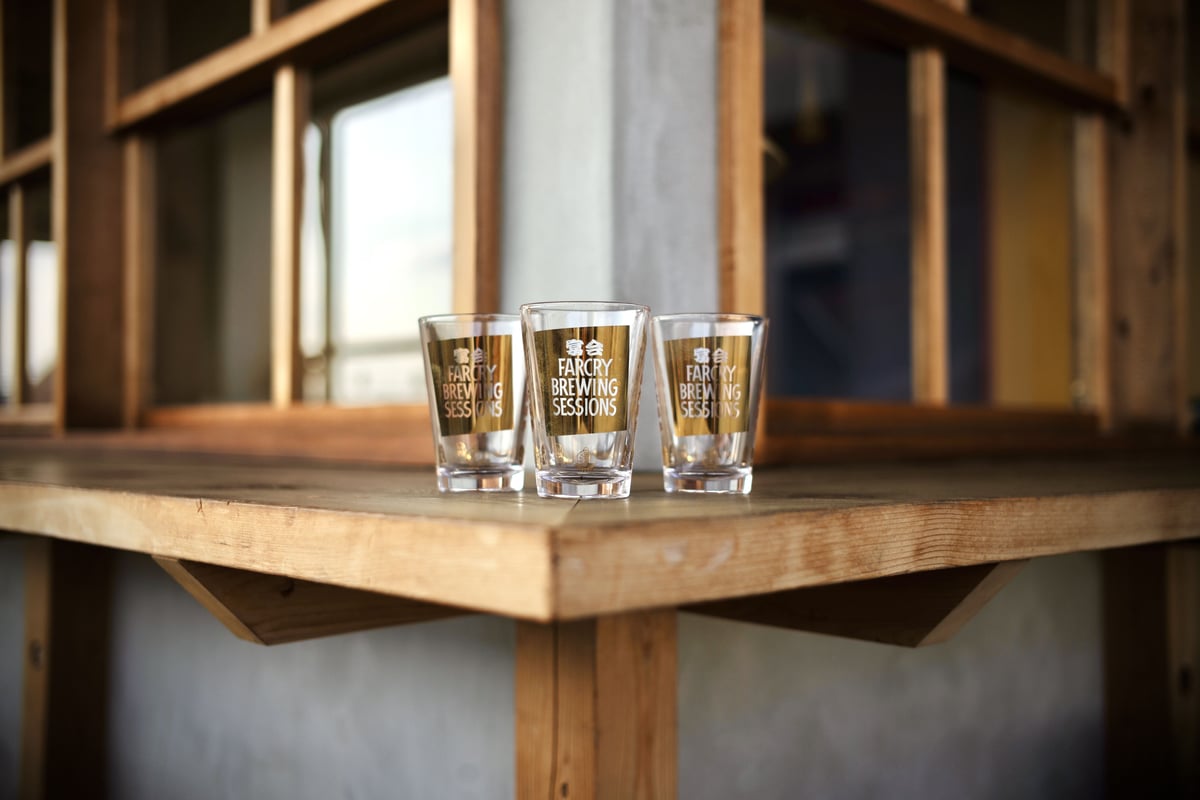 Bar Liquors × FARCRY BREWING グラスセット Bar Liquors × FARCRY BREWING グラスセット Bar Liquors