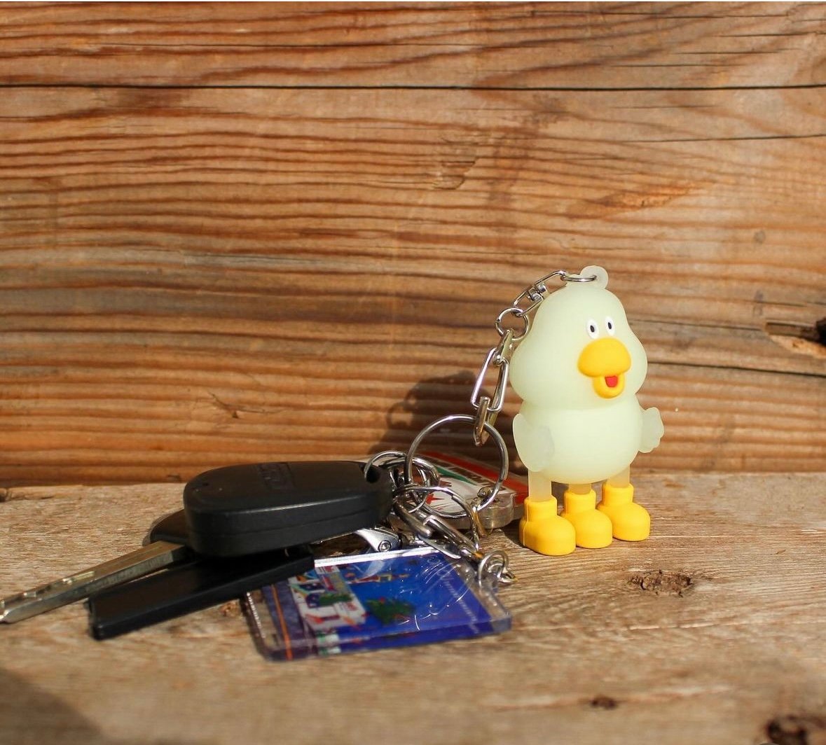 DUCKROW DEPART, Figure Key Holder蓄光 | Purveyors