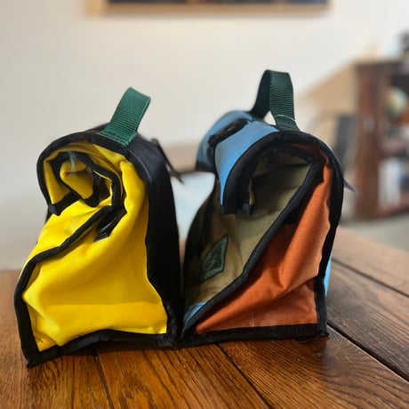 ATMOSPHERE MOUNTAIN WORKS, LUNCH BAG w/STRAP