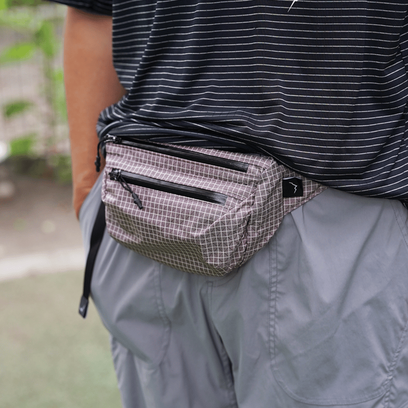 CAYL,Grid Fanny Grid | Purveyors