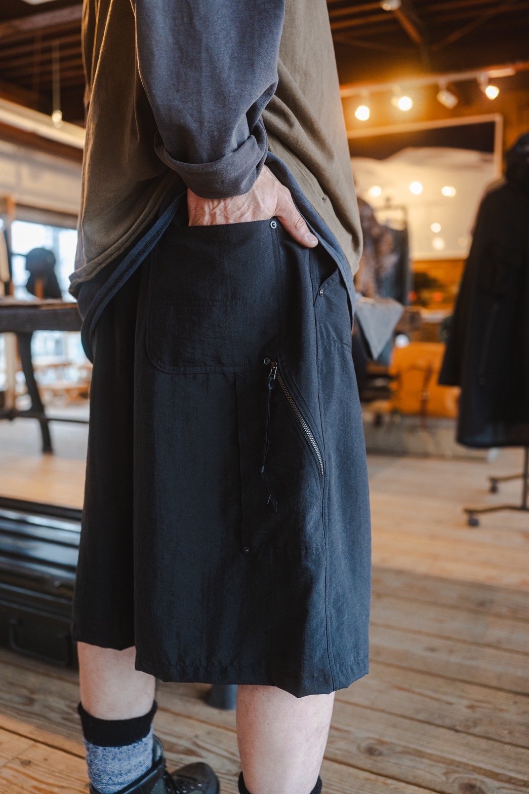 Product Twelve,Silk Nylon Short Work Pants | Pu