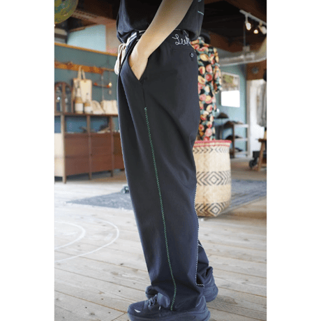 LeeMake, EMOI PANTS