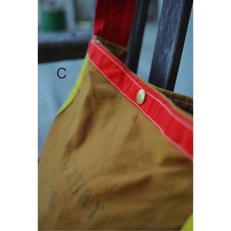 BROWN TABBY, mix fabrics small News paper bag