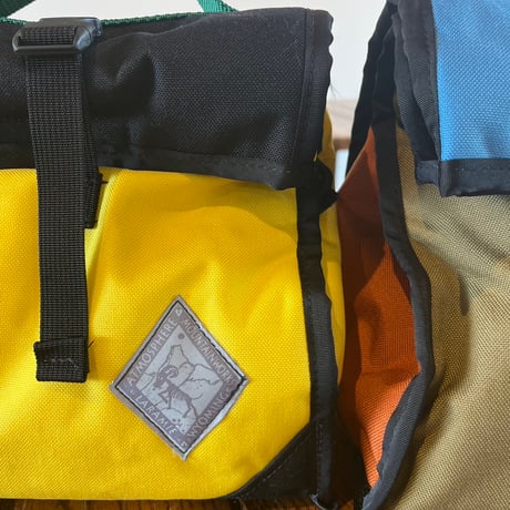 ATMOSPHERE MOUNTAIN WORKS, LUNCH BAG w/STRAP
