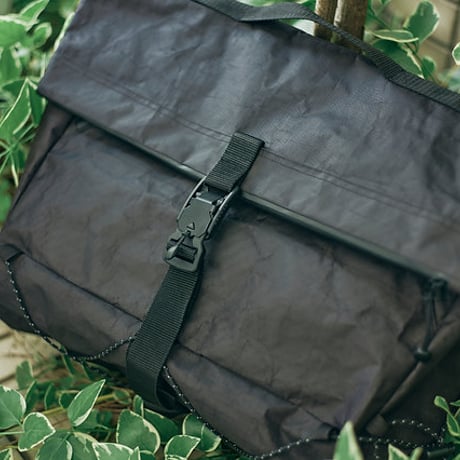 mörk, DCF Messenger