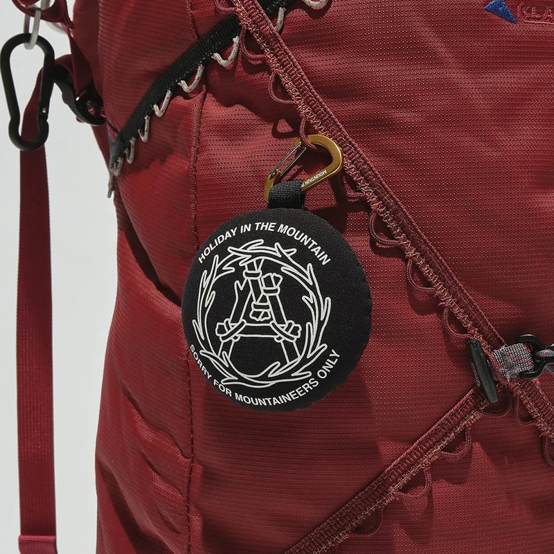 Mountain Research,Round Case | Purveyors