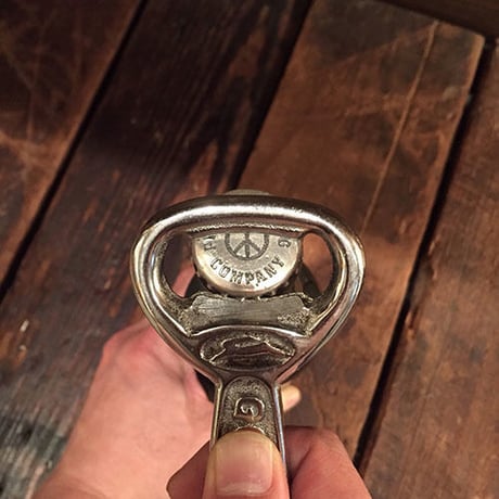 BROWN by 2-tacs x tennesea Silver Crown Cap pins