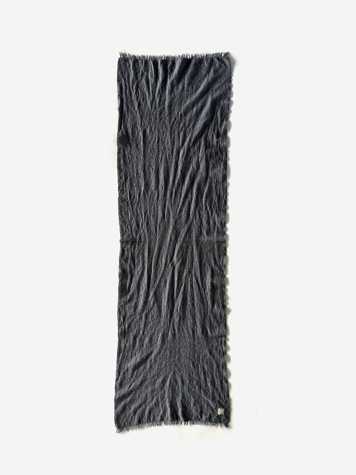 locally muji muffler 縮絨ウール チャコールグレー　マフラー LOCALLY, muji muffler | Purveyors