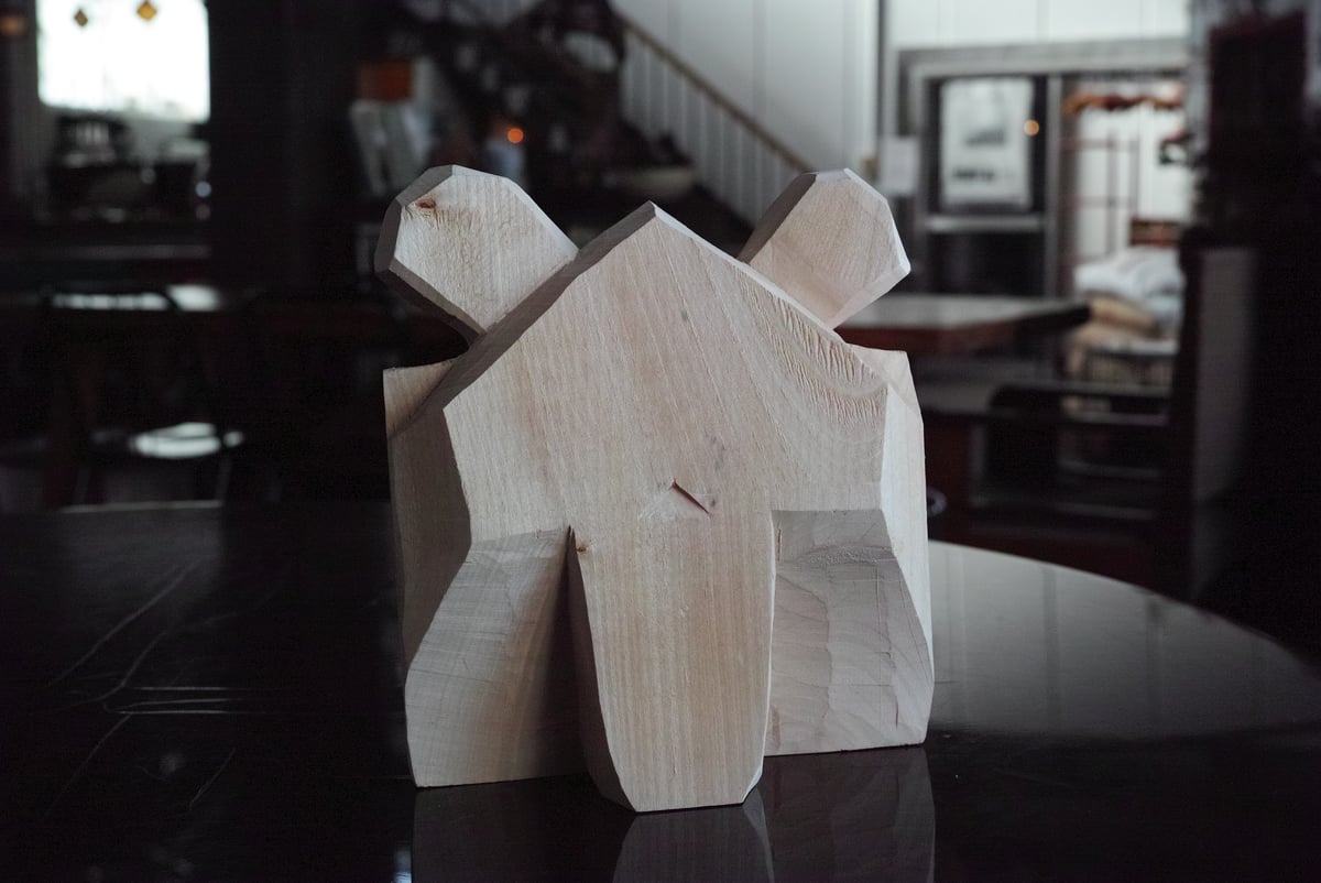 佐藤憲治, 熊マスク | Purveyors