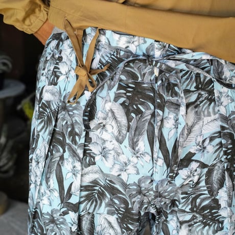 Monitaly, Drop Crotch Shorts, Cotton Print Floral Turq