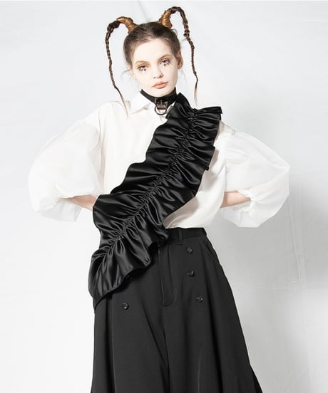alice auaaフリル付き黒キャミソール Alice Auaa Ruffled Long Sleeve Shirt with Ribbon Detail From Japan