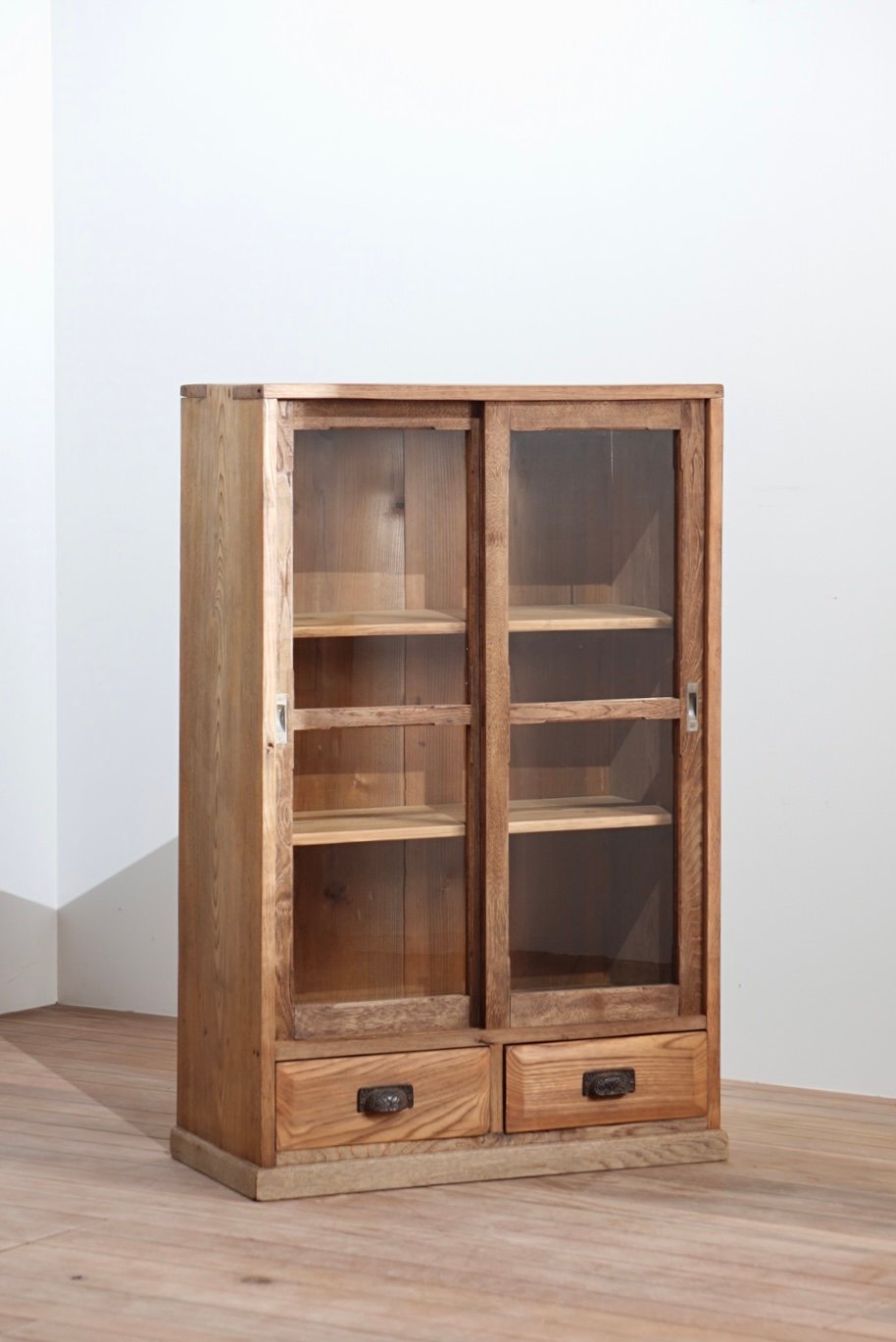 9/30まで！　古家具　木製　ガラス戸棚 ガラス戸付き木棚/古道具 | 古道具とZAKKA COZA -par ici-