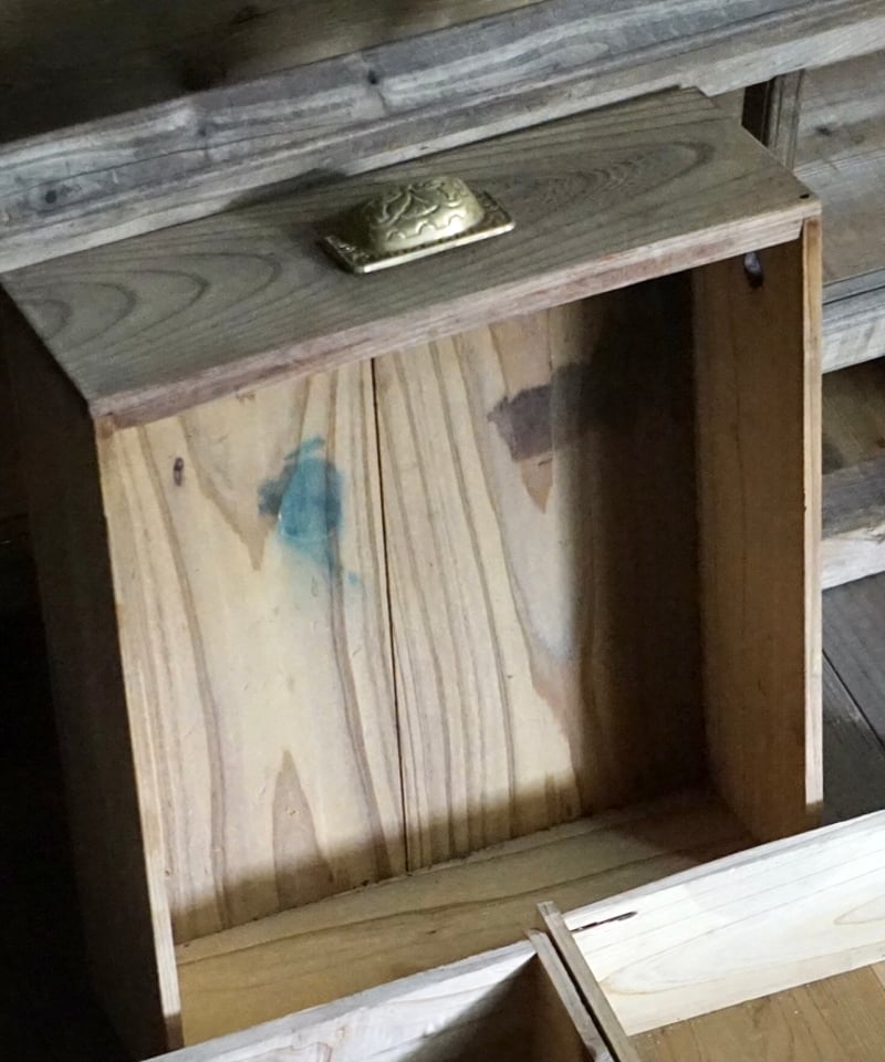 煙草屋 ガラスショーケース | 鯨オーケストラ