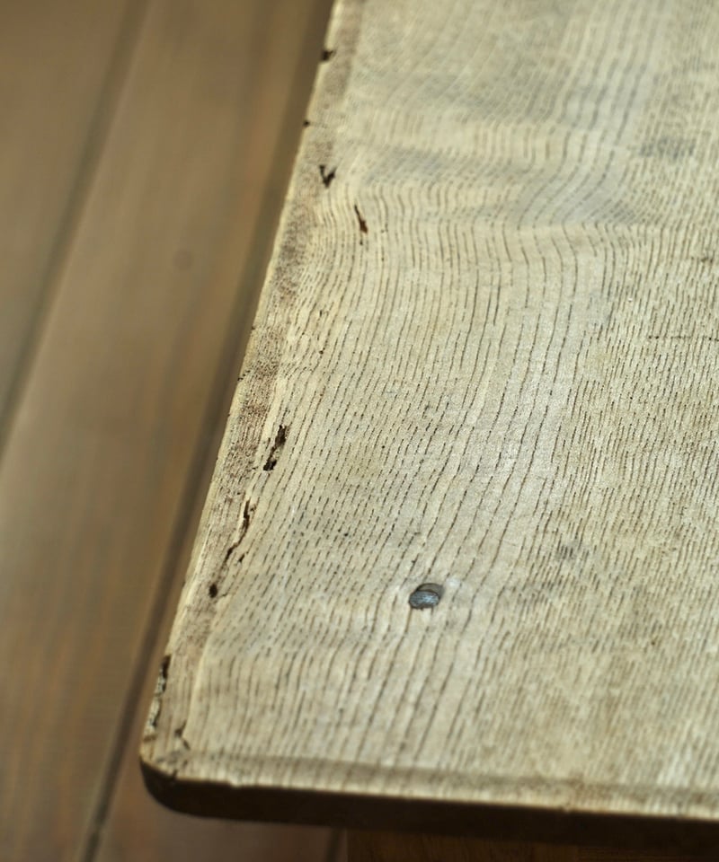 ろくろ脚のローテーブル | 鯨オーケストラ